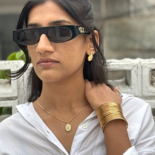 Gold bracelet