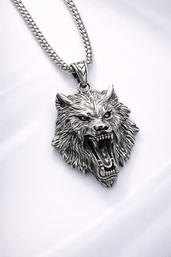 Alpha wolf pendant chain