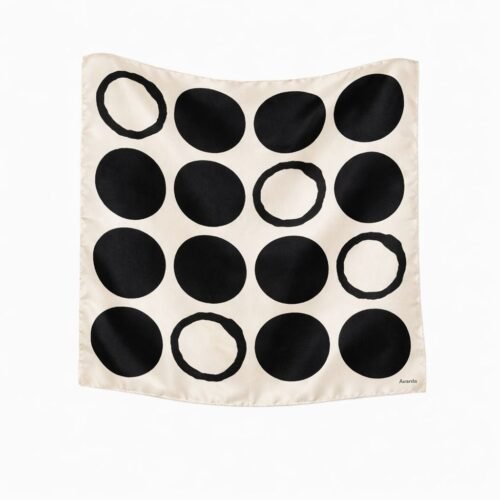 Mono dot scarf